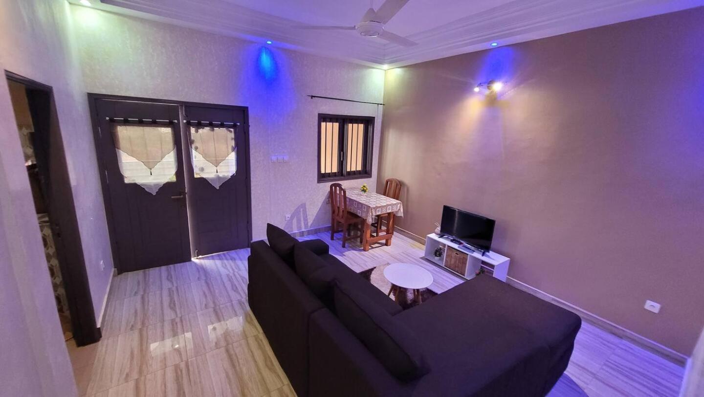 Paisible 2 Pieces Apartment Abomey-Calavi Luaran gambar